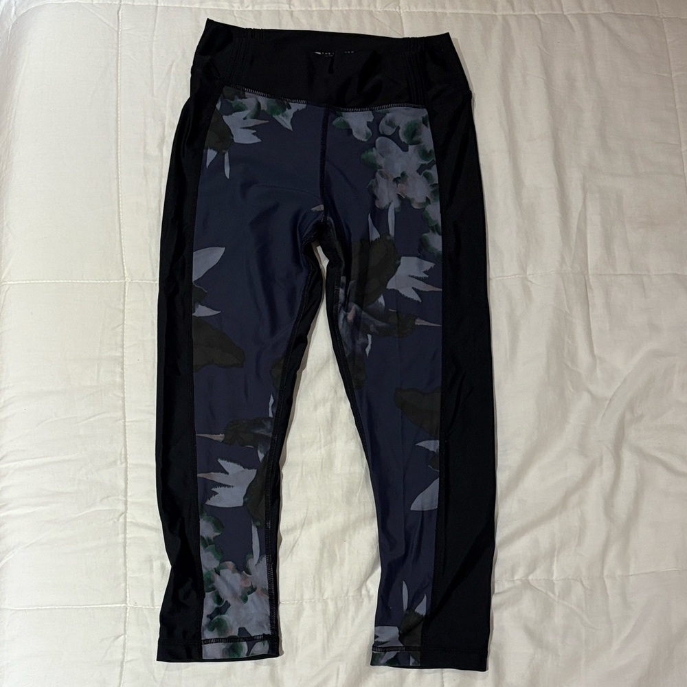 The Upside crop leggings size 6